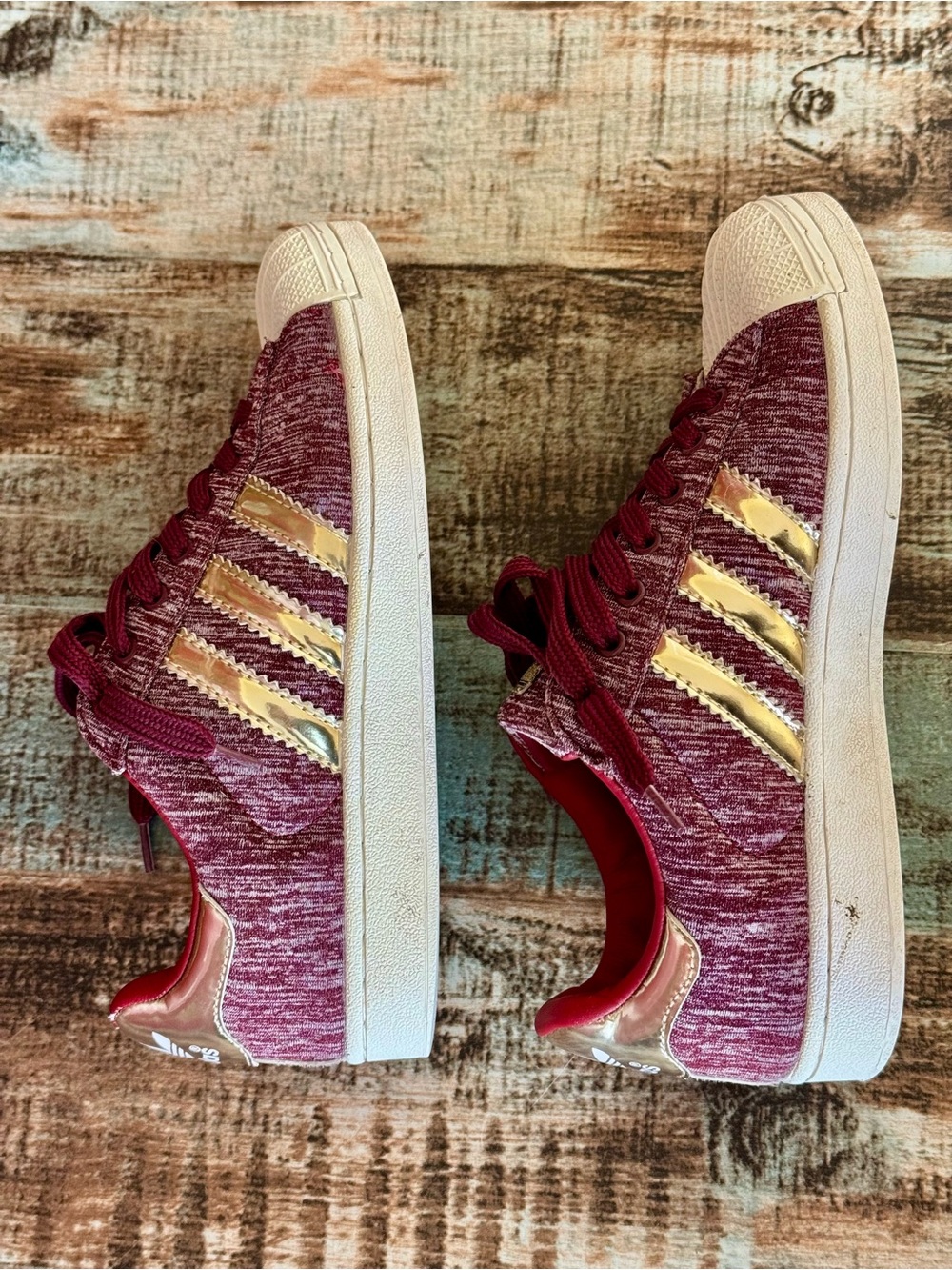 Women’s Adidas Shoes | #U15 - Picture 5 of 14